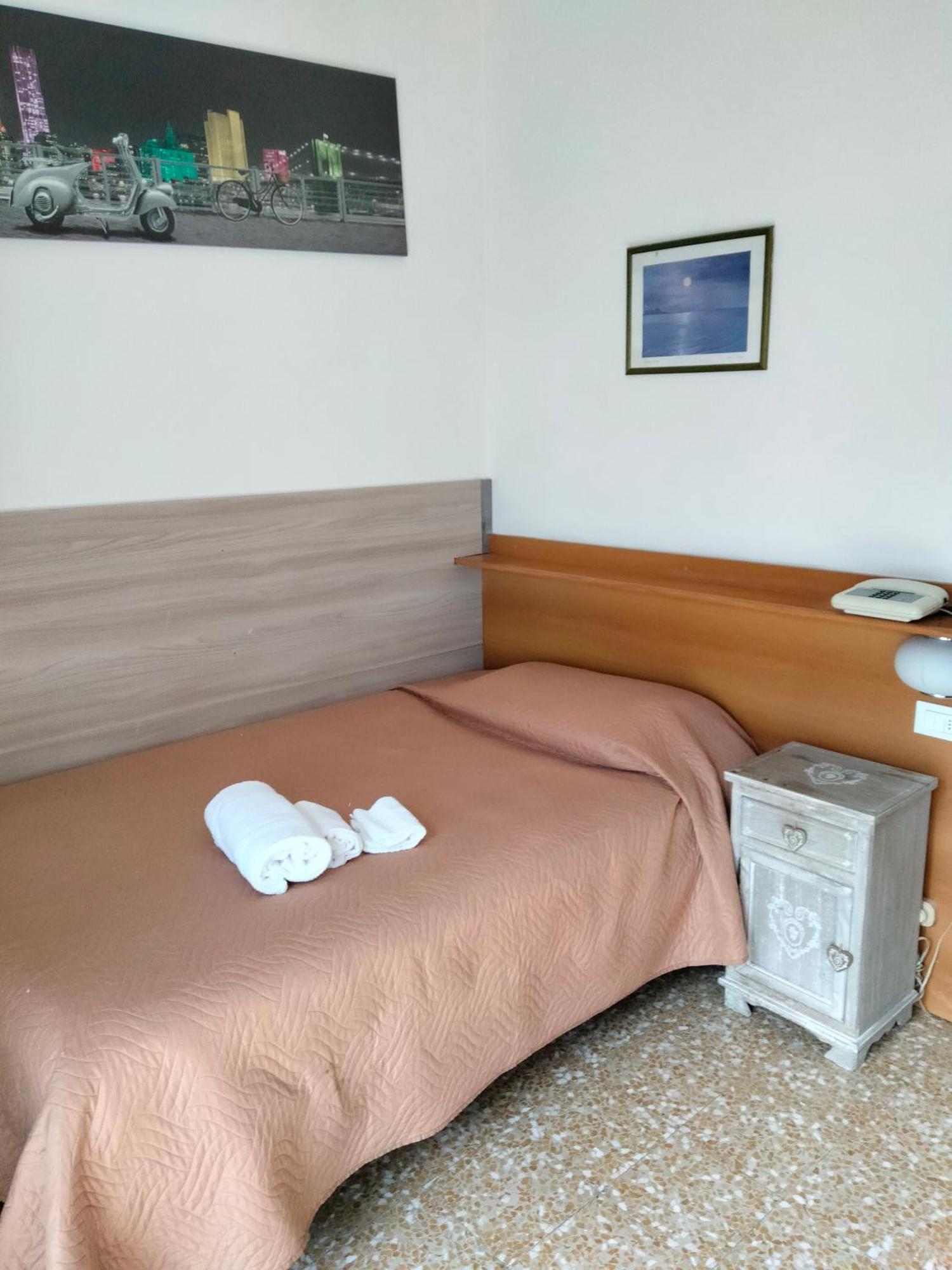 Hotel Lombardia Seveso Dış mekan fotoğraf