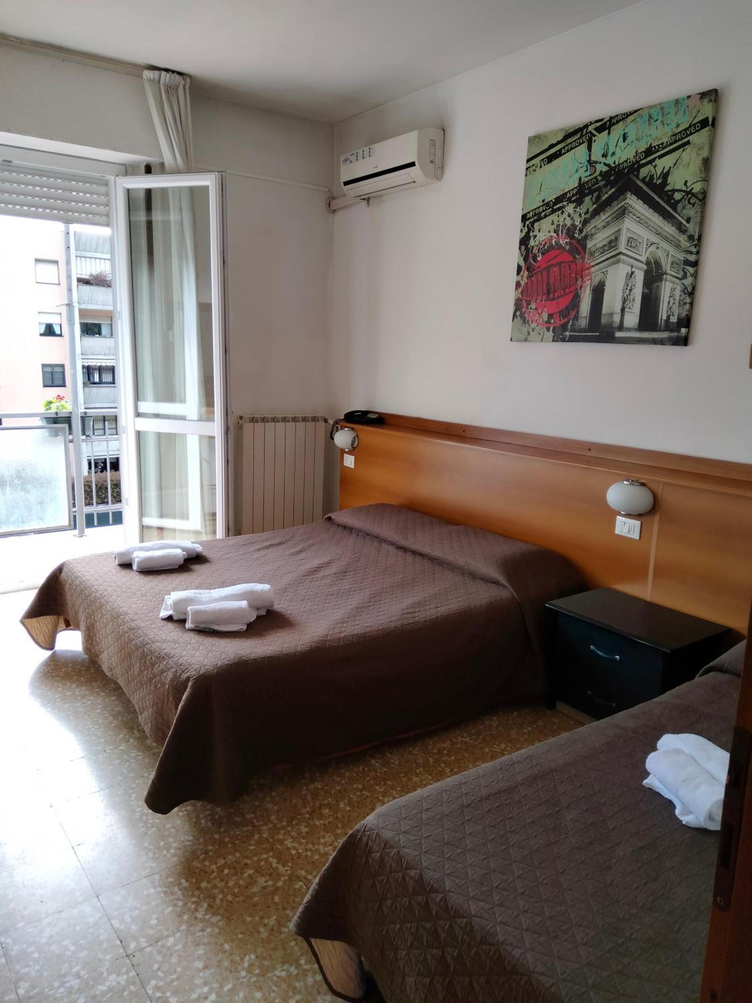 Hotel Lombardia Seveso Dış mekan fotoğraf