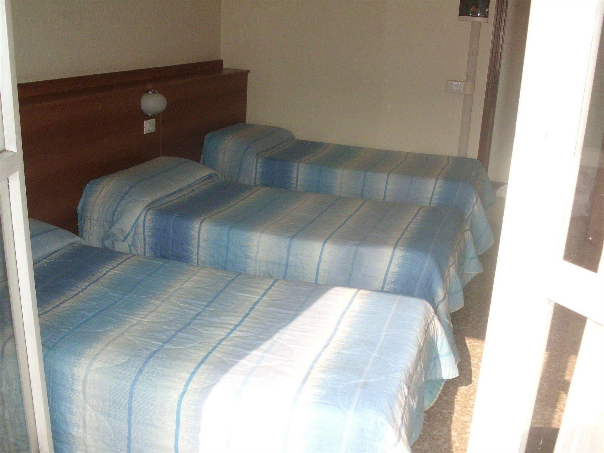 Hotel Lombardia Seveso Dış mekan fotoğraf